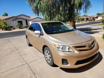 2011 Toyota Corolla, 2nd owner, no accidents