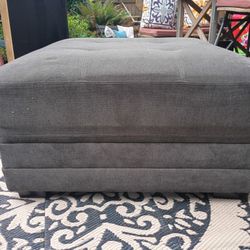 Free Gray Ottoman 