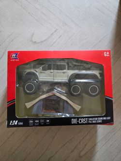 Oanmyjjo Diecast F150 Pickup Truck White with Sightseeing Cabin, Lights & Sounds