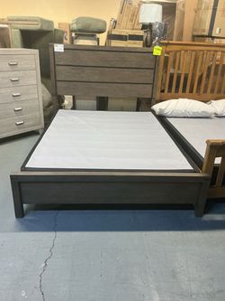Queen size bed