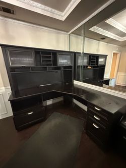 Large Black L-Shaped Desk with Hutch(OBO)