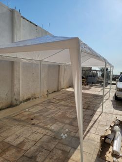 10x20 canopy party tent for sale new