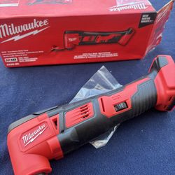 Milwaukee M18 -18V Cordless Oscillating Multi Tool/tool Only  Brand New Pickup Only 