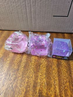 Sugar cube squishy
