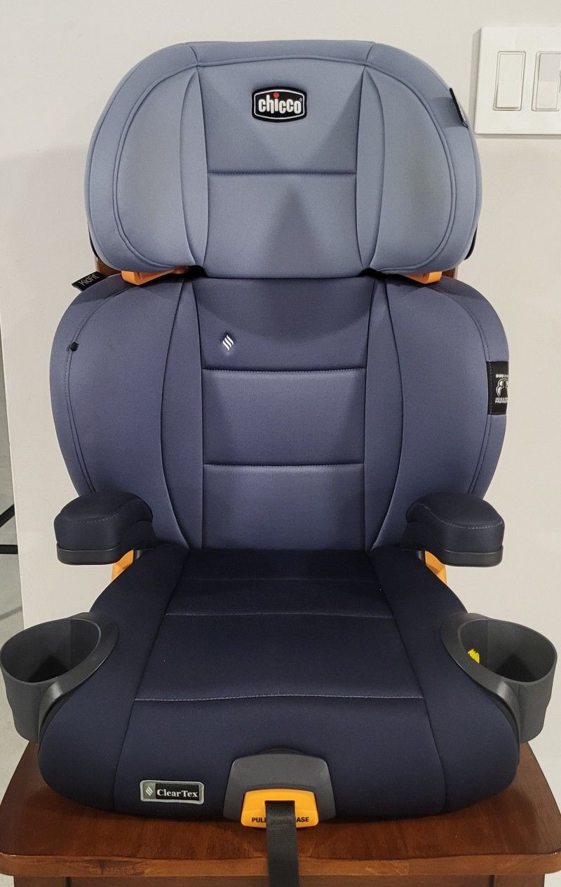 Chicco KidFit 2-in-1 Booster Carseat