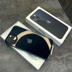 iPhone 13 128GB Unlocked 