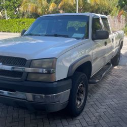 2004 Chevy Silverado 2500 HD 