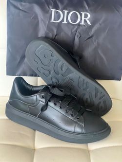 Alexander McQueen men sneaker