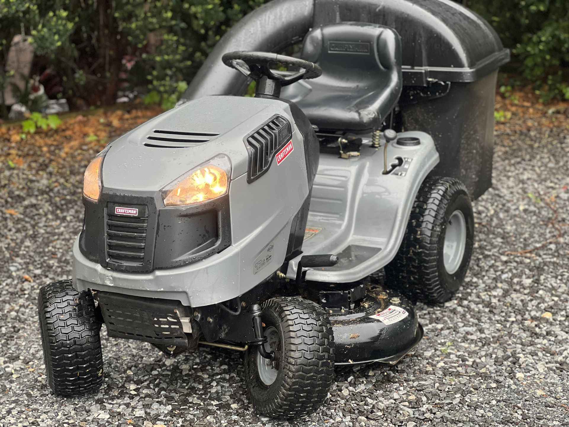 Craftsman Gas Powered 42” Lawn Tractor