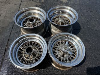 Staggered Appliance Wire wheels. 5 on 4.75 chevy and GM cars