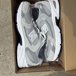 New Balance 530