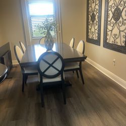 Dining Table For Sale 