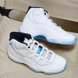 Jordan 11 Retro Legend Blue