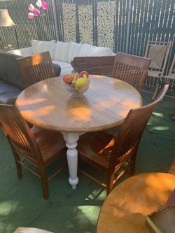 Kitchen table and five chairs