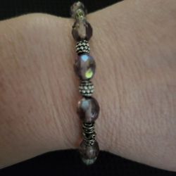 Gorgeous Crystal Beaded Bracelet In Shades Of Plum Purple And Lavendar With Bar Clasp! 