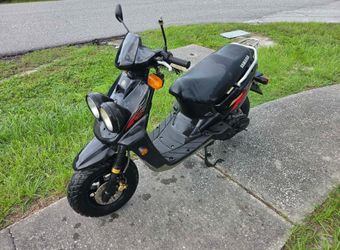 2008 Yamaha Zuma 50cc Scooter