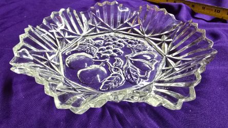 Vintage Federal Glass Pioneer Pattern Serving Bowl Clear Fruit Pressed Glass 11”  M4D203