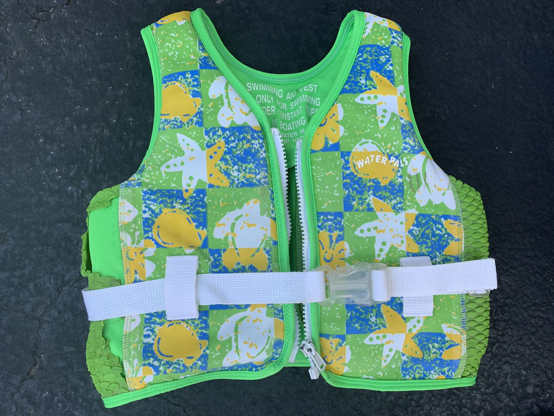 Toddler’s swim vest