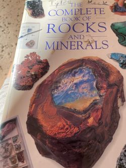 Complete book of Rocks and Minerals by DK