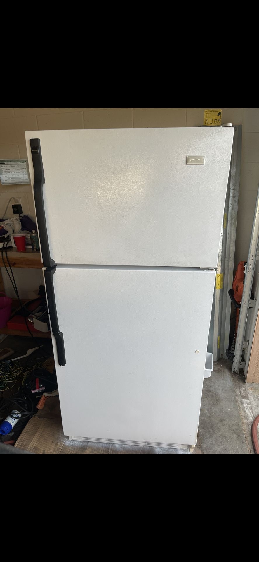 Magic Chef Refrigerator Top Freezer