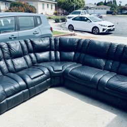 Leather Black reclining sectional 