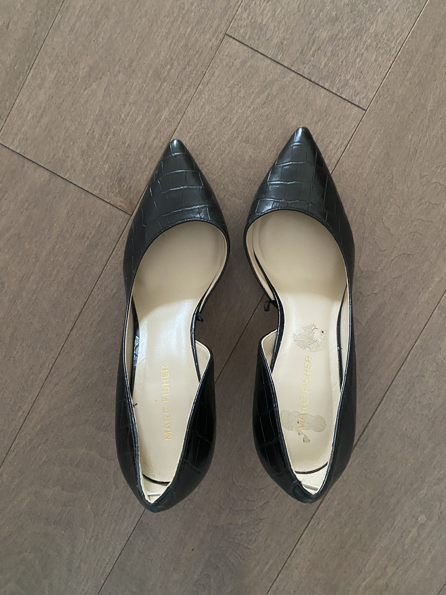 Black Pointed Toe Heels