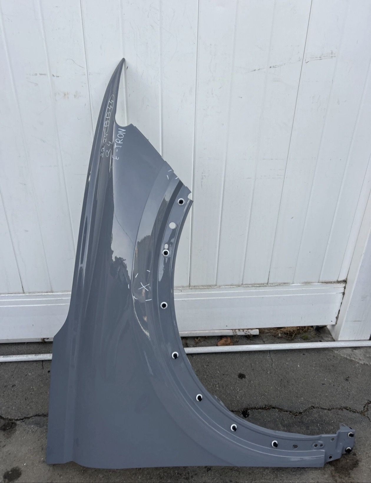 2022 2023 2024 AUDI Q4 E- TRON RIGHT  PASSENGER SIDE FENDER OEM