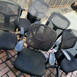 Office/ Gaming Chairs 