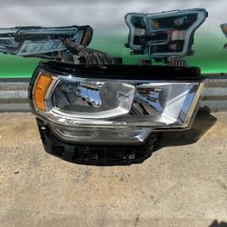 2019-2022 Dodge Ram 2500/3500 Headlight Oem