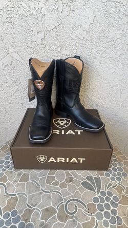 COWBOY BOOTS ARIAT SIZE’S AVAILABLE 7.5-8-8.5-9 MENS