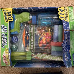 Max Bubbles + Avengers Jumbo Chalk