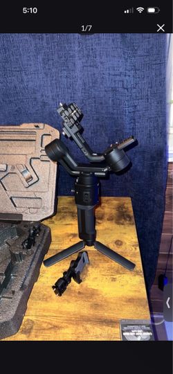 DJI Ronin SC 3-Axis Camera Gimbal/Handheld Motorized Stabilizer R18