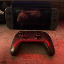 Nintendo Switch and Pro Controller