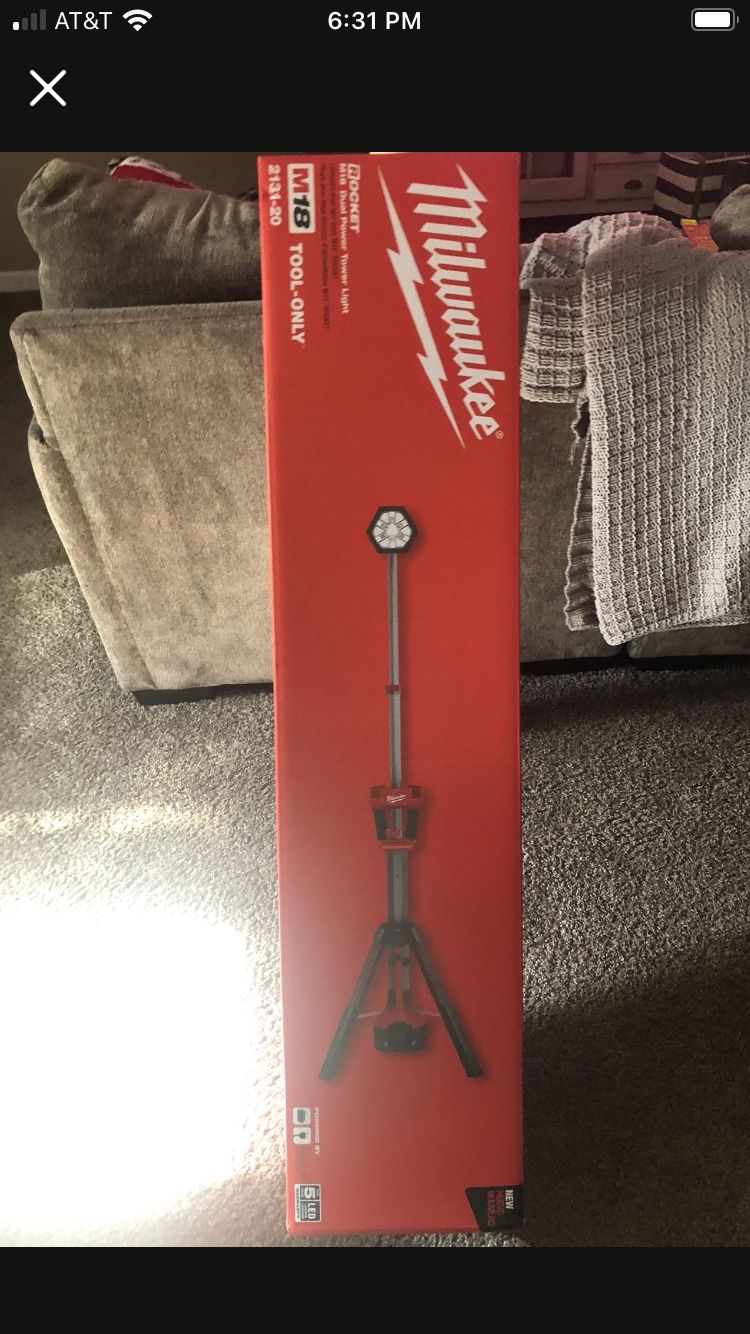 Brand New Milwaukee M18 18-Volt Lithium-Ion Cordless Rocket Dual Power Tower Light (Tool-Only)