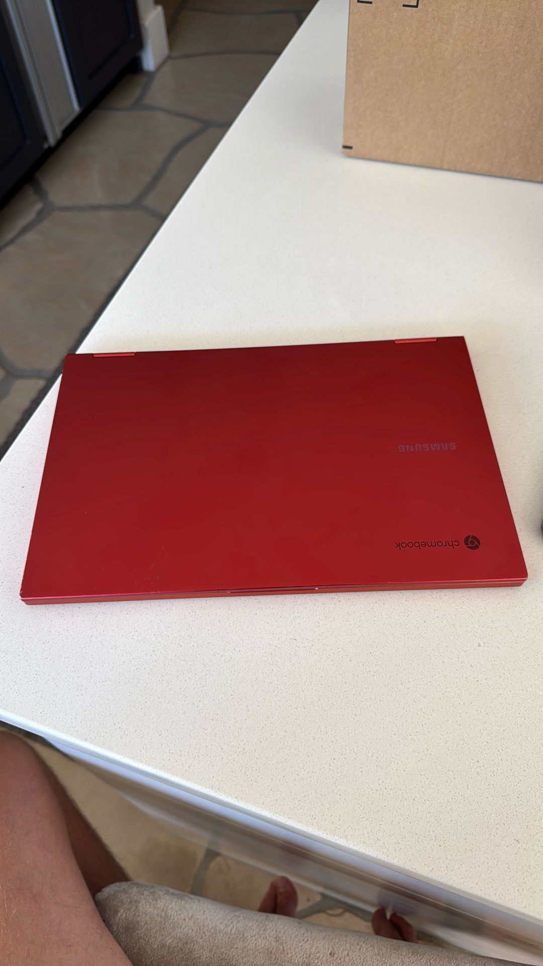 Samsung Electronics Galaxy Chromebook 2, 13.3” Intel Core i3-Processor, 128GB, 8GB RAM, (2021 Model) - XE530QDA-KB1US