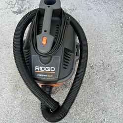 RIDGID Portable Vacuum – Compact Shop Vac