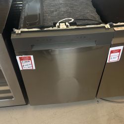 LG 24 in. Stainless Look Front Control Dishwasher with Stainless Steel Tub and SenseClean