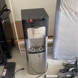 Water Dispenser