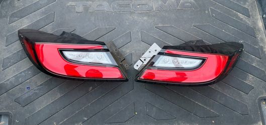 2022 - 2024 Toyota GR86 Tail lights