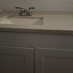 bathroom vanity 