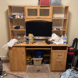 Computer Desk  Great Condition Like New!