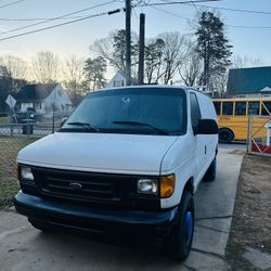 2000 Ford Econoline E250 Van