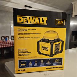 DEWALT
MAX All Purpose Cordless Work Light (Tool Only)
BRAND NEW 
$140.00 FIRM ON PRICE 

