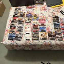 Hotwheels Premiums And Transports