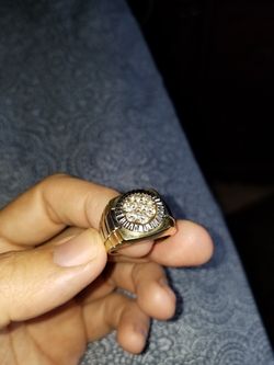 10k diamond ring
