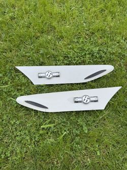 OEM FRS Fender Garnish