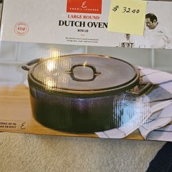 Large Round Dutch Oven With Lid