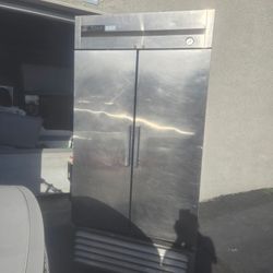 Comercial Refrigerator 