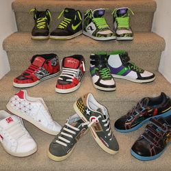 VINTAGE SNEAKERS & BOOTS