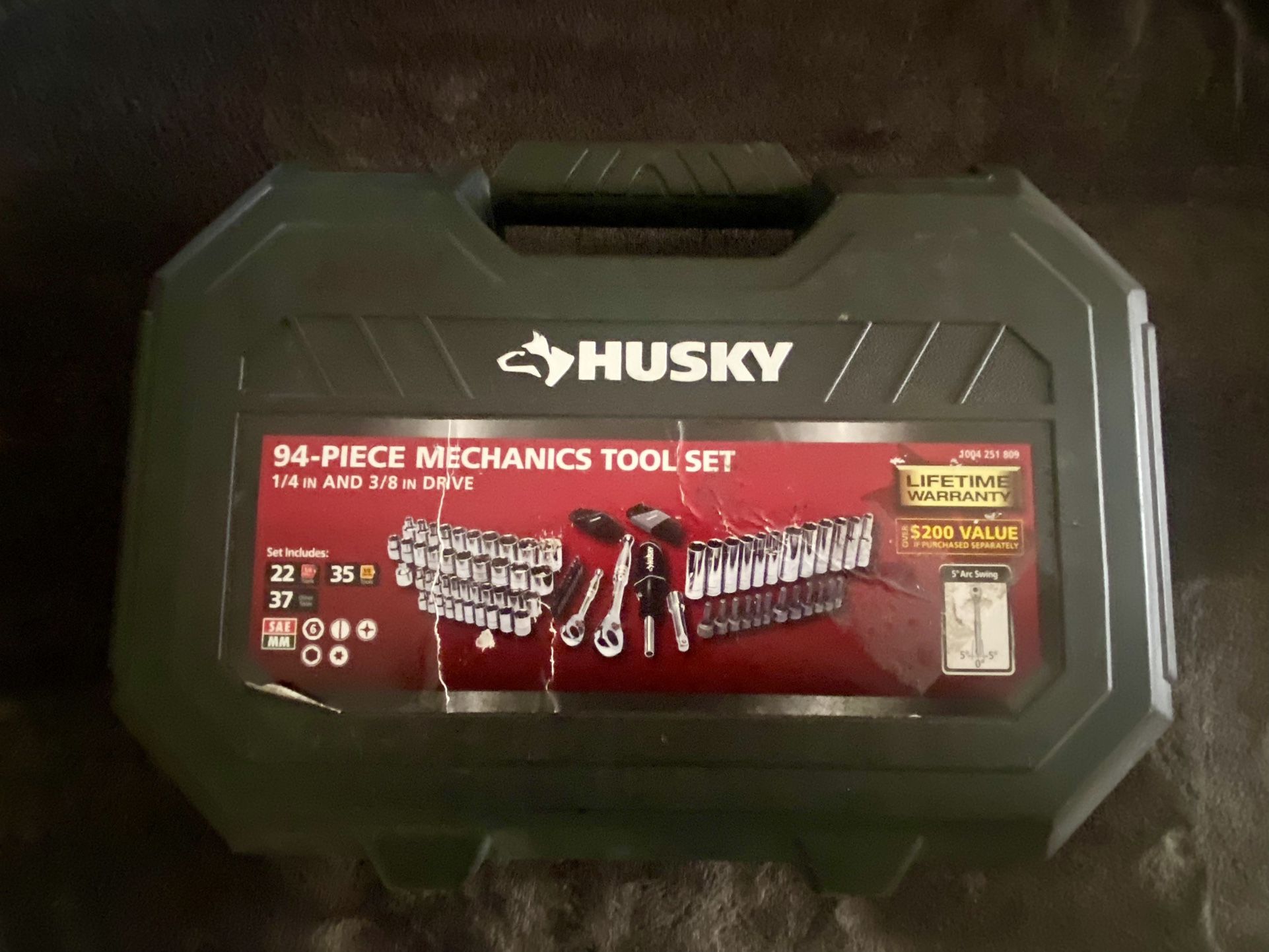 Husky 94-Piece Mechanic Tool Set